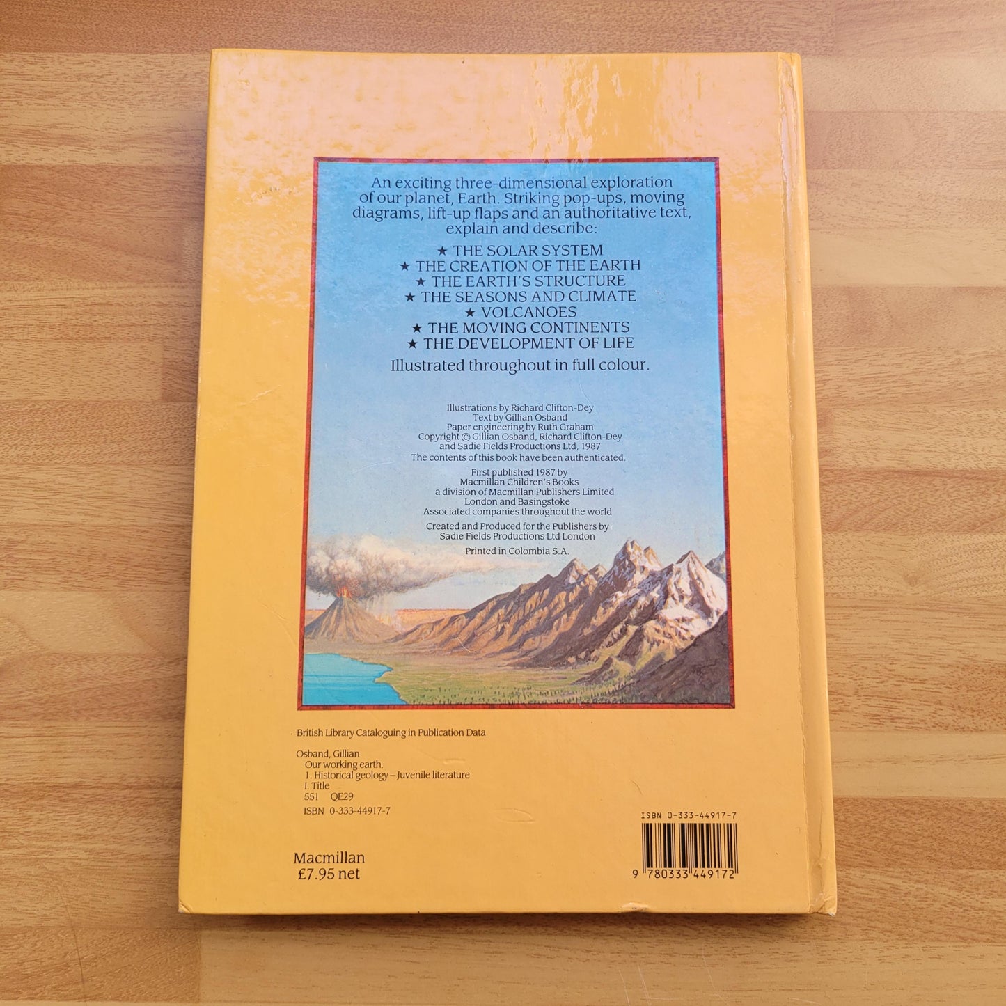 Our Working Earth; a three-dimensional guide, by Gillian Osband, & Richard Clifton-Day (Hardback, 1987)