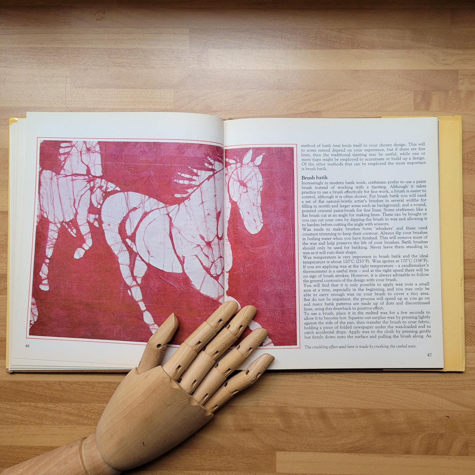 Dyeing & Printing, by Thomas Browne (Hardback, 1977)