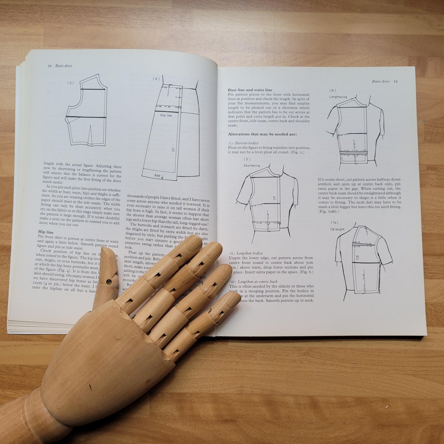 Dressmaking with Basic Patterns, by Ann Ladbury (Softback, 1976)