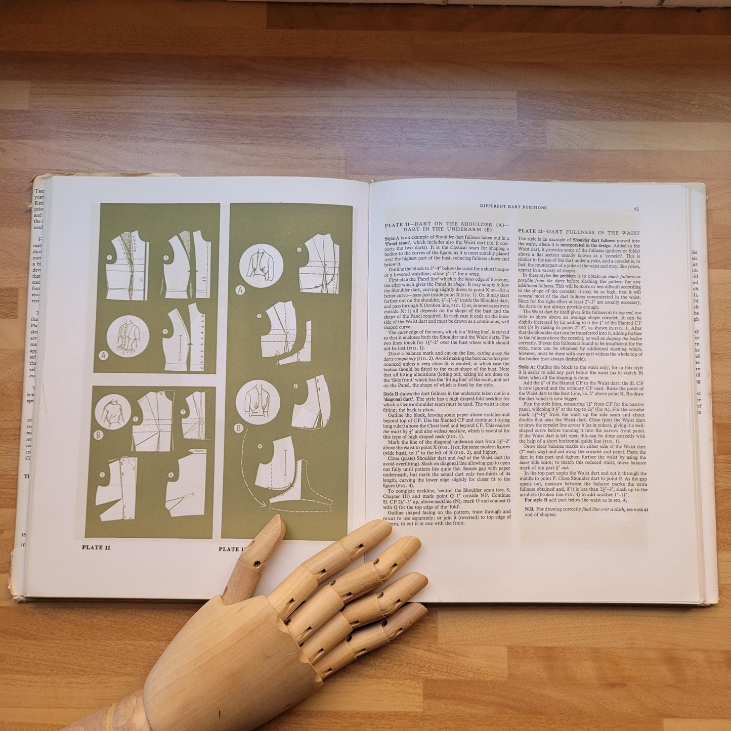 Dress Pattern Designing - the basic principles of cut & fit, by Natalie Bray (Hardback, 1970)