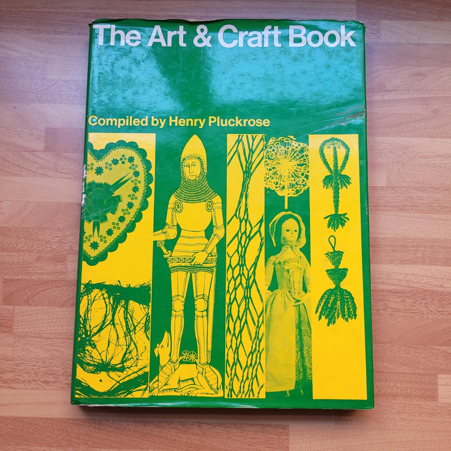 The Art & Craft Book, compiled by Henry Pluckrose (Hardback, 1970)