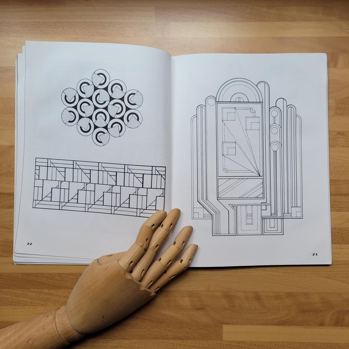 Art Deco Designs & Motifs - over 100 examples rendered by Marcia Loeb (Softback, 1972)