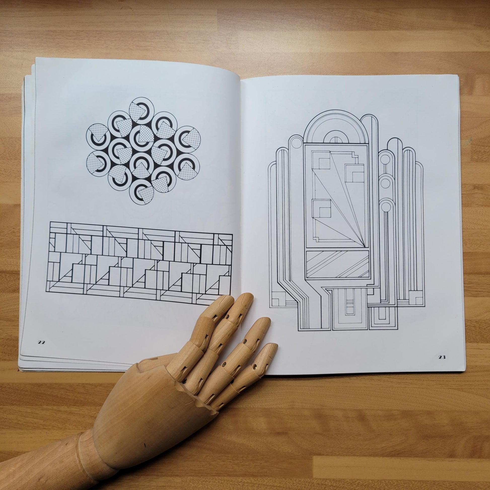 Art Deco Designs & Motifs - over 100 examples rendered by Marcia Loeb (Softback, 1972)