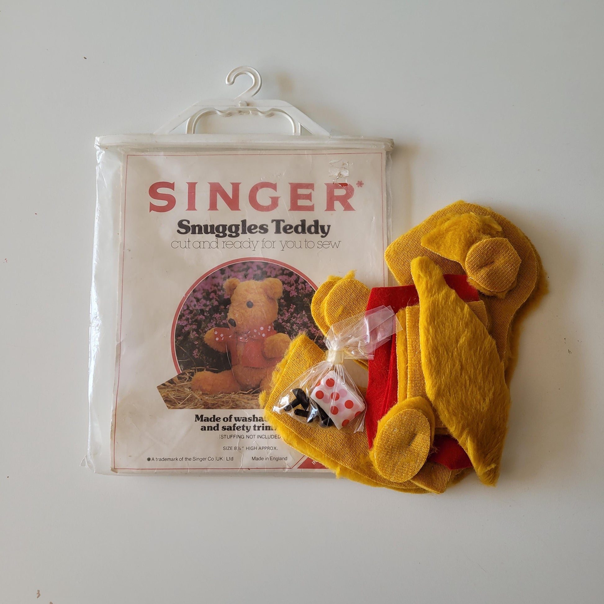 Vintage Singer Snuggles Teddy ST2 sew your own teddy bear kit