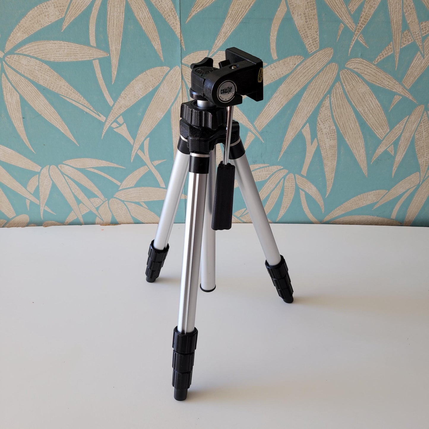 Vintage Coastar Super-lite T-12 camera tripod with box
