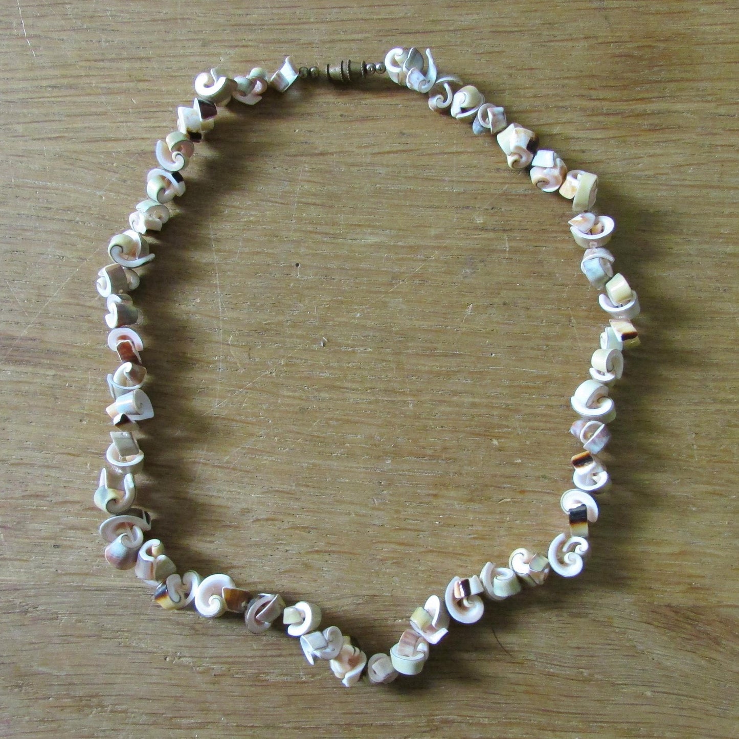 1940s twisted sea shell necklace