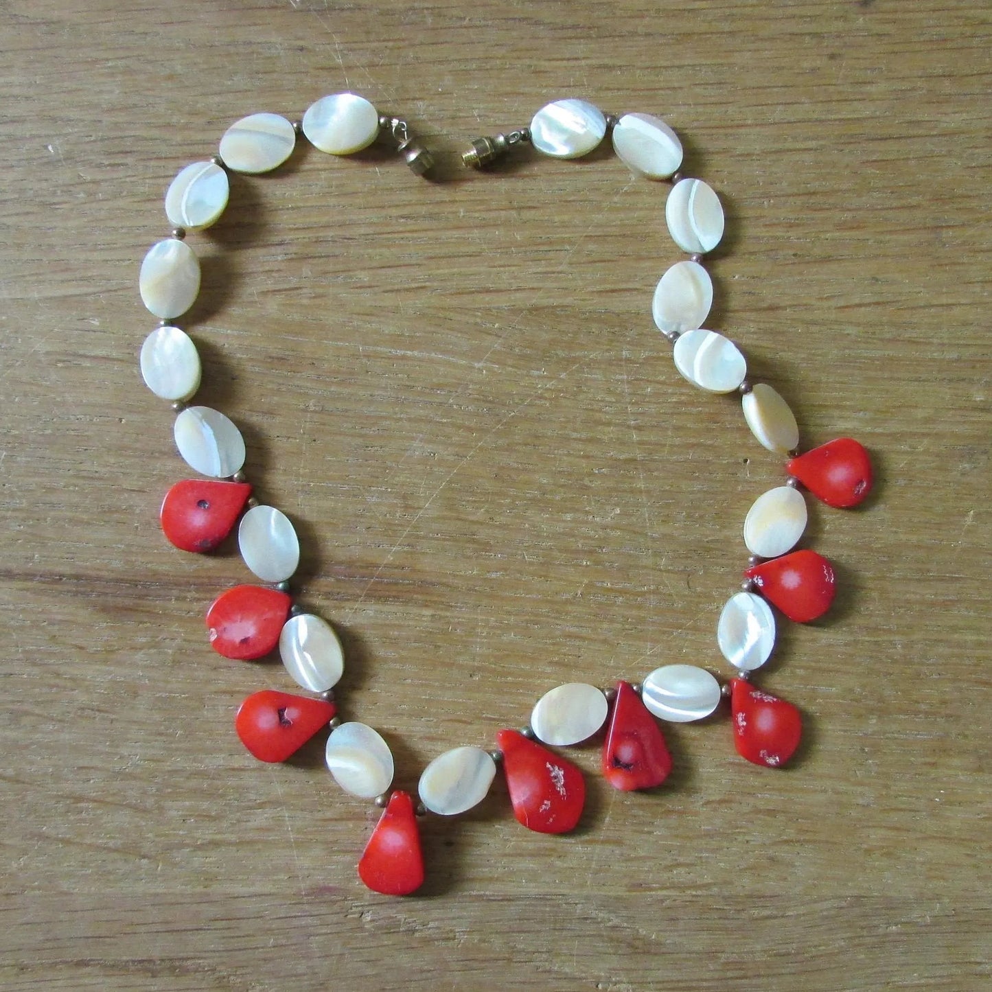 1960s mother of pearl & red coral drop bead necklace