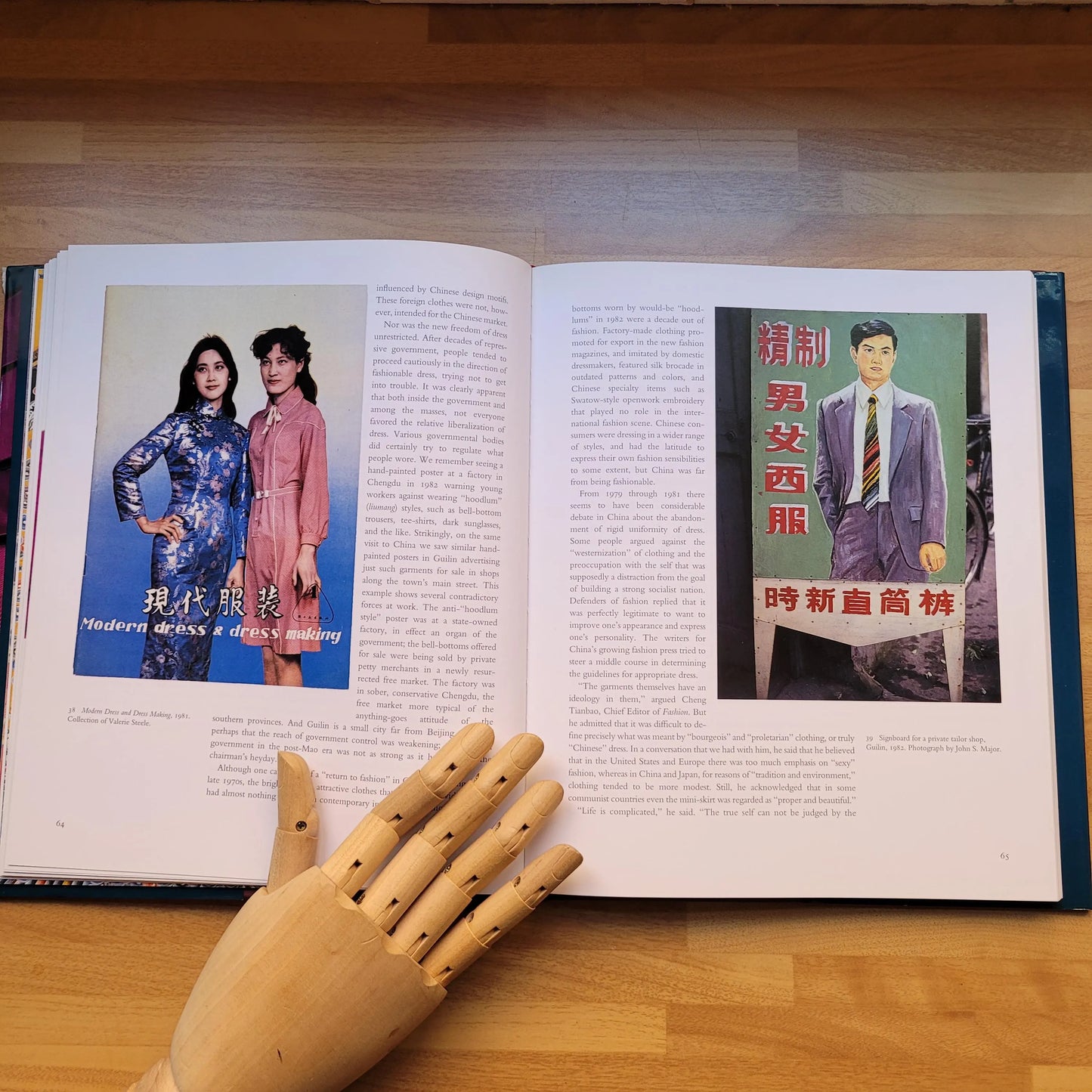 China Chic: East Meets West, by Valerie Steele & John S. Major (Hardback, 1999)