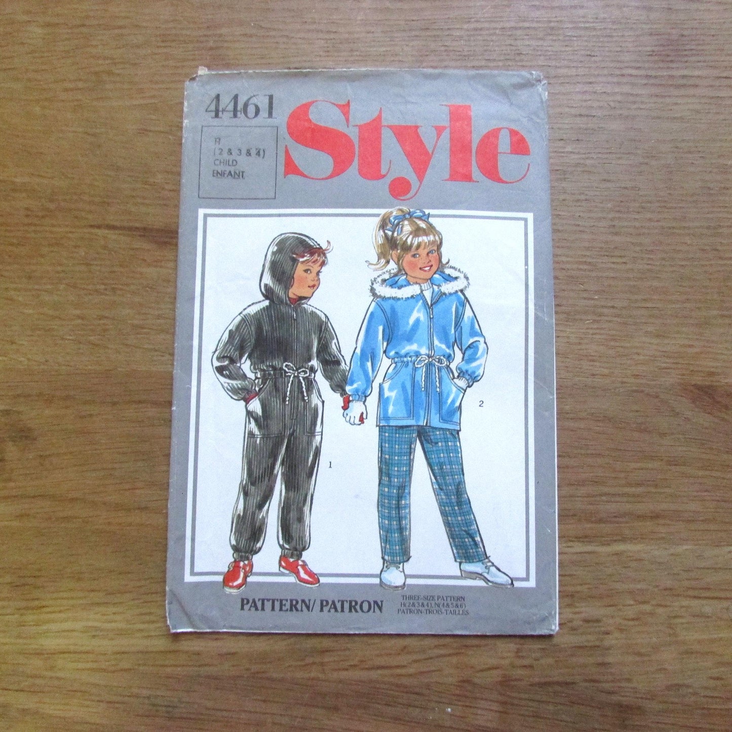 Uncut 1985 Simplicity 4461 sewing pattern for child's snowsuit or jacket, sizes 2+3+4 (complete)