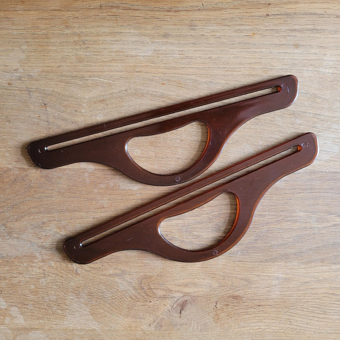 Pair of faux amber plastic long handbag/purse handles