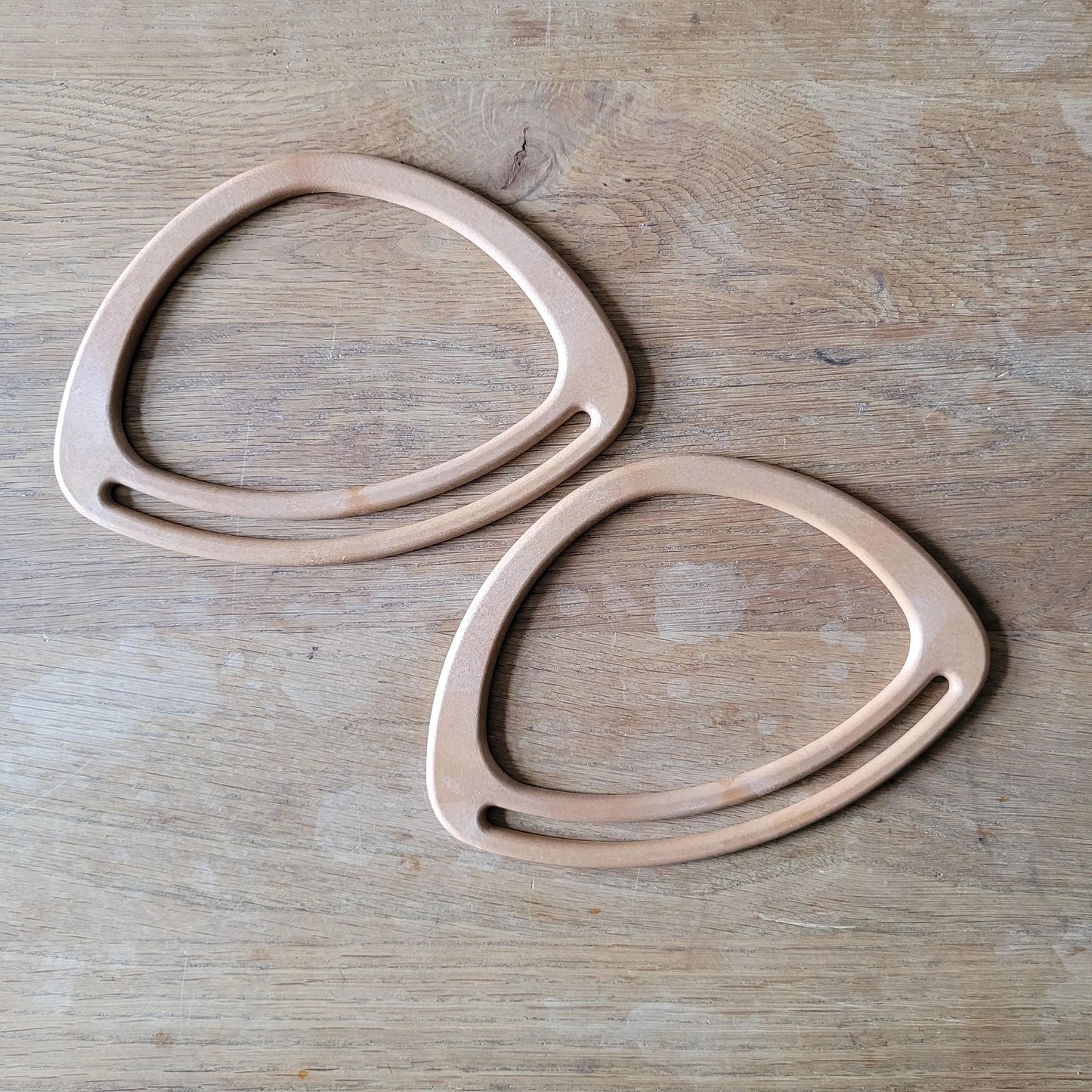 Pair of plastic light wood effect D-shaped handbag/purse handles