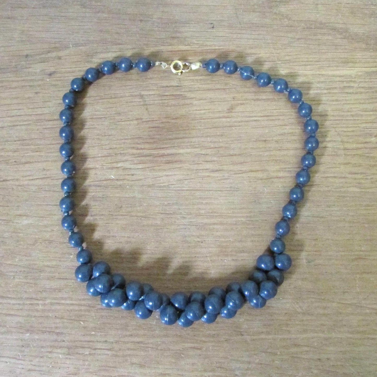 1960s grey plastic cluster bead necklace
