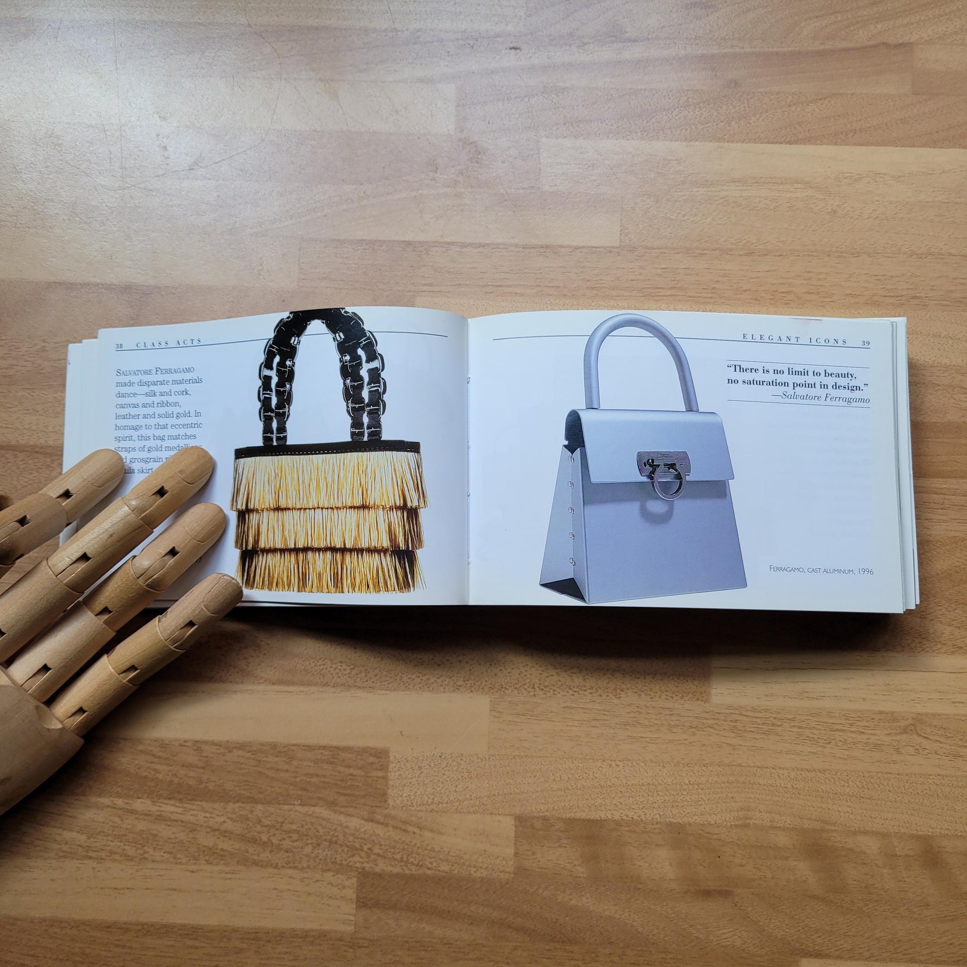 Handbags: The Power of the Purse, by Anna Johnson (Softback, 2002)