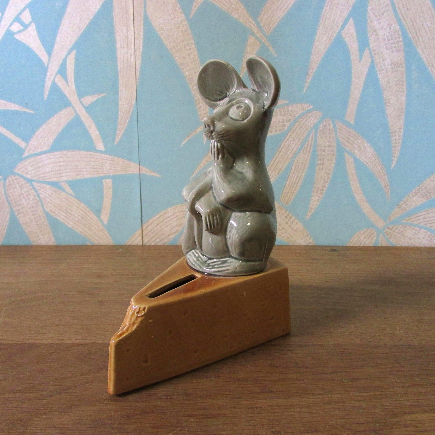 Vintage Heanor (?) ceramic grey mouse sitting on cheese money box