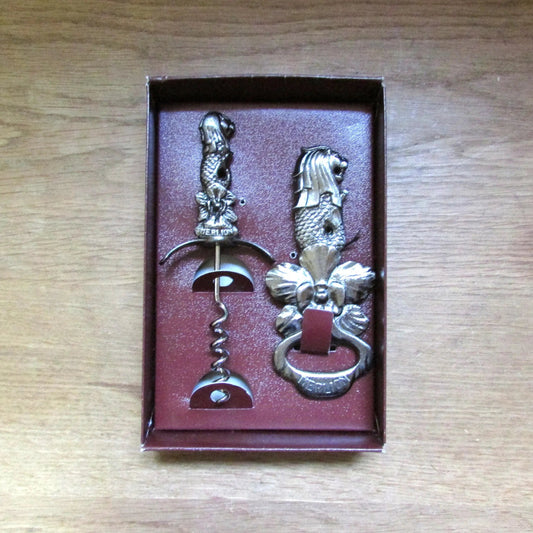 1970s boxed Singapore Merlion figural bottle opener & corkscrew set