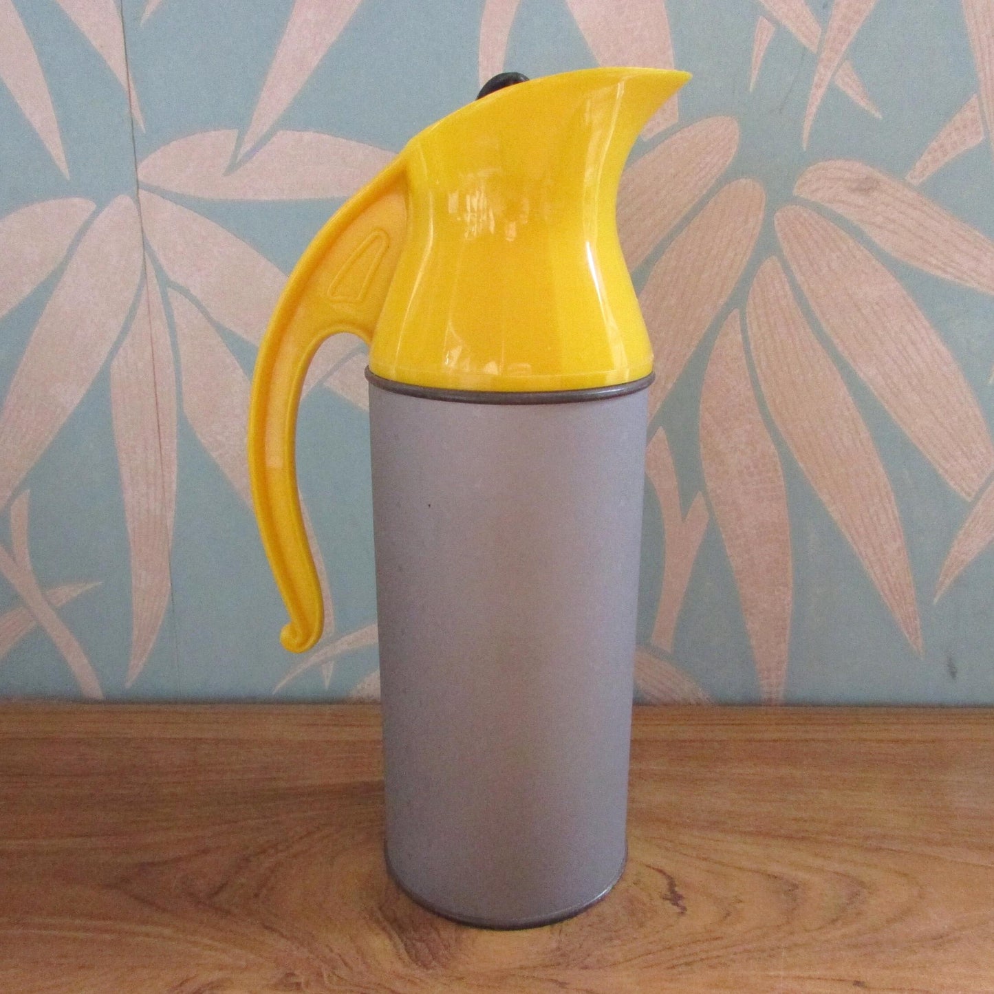 Vintage British Vacuum Flask Co Ltd yellow & grey jug flask with lemon squeezer stopper