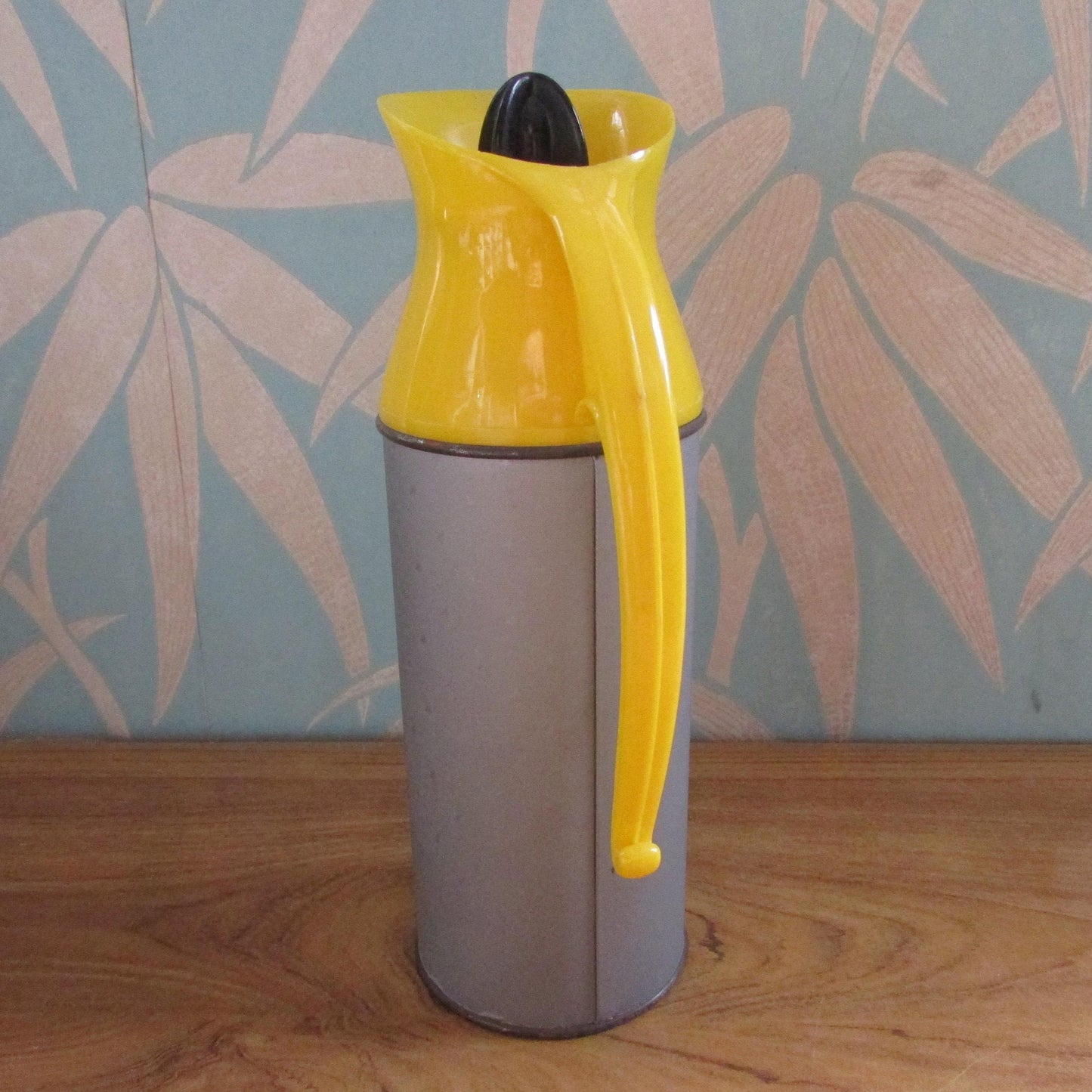 Vintage British Vacuum Flask Co Ltd yellow & grey jug flask with lemon squeezer stopper