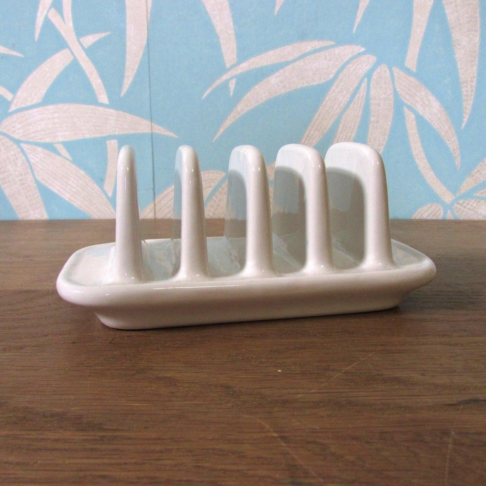 1980s Sadler ceramic toast rack depicting black cat & flowers
