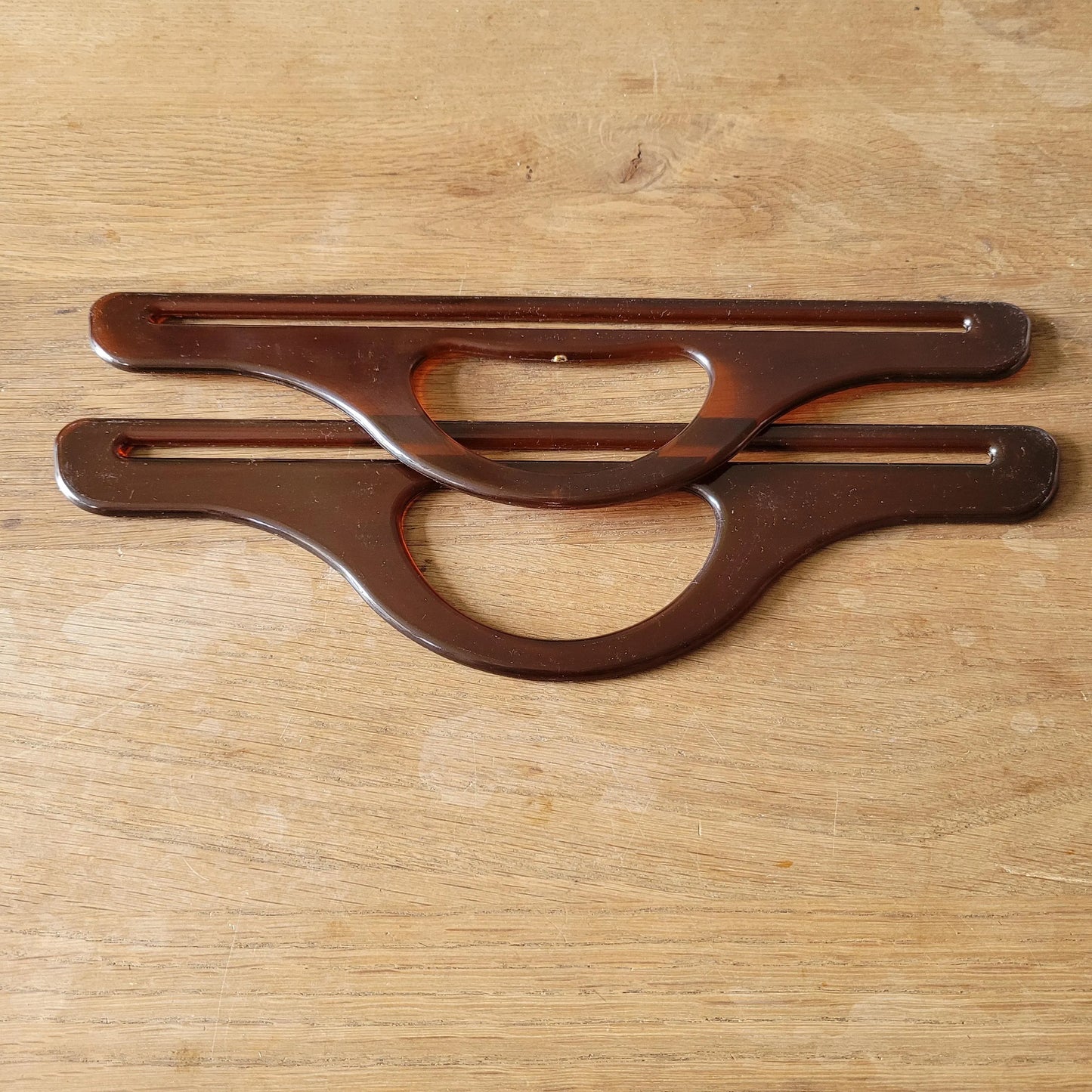 Pair of faux amber plastic long handbag/purse handles