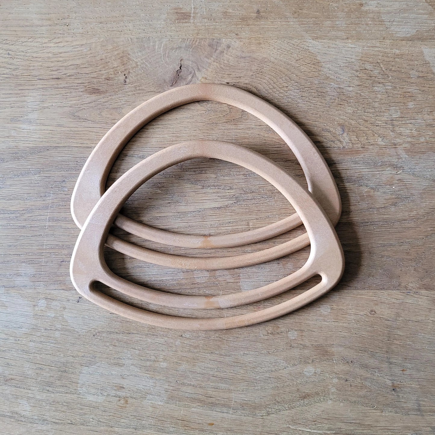 Pair of plastic light wood effect D-shaped handbag/purse handles