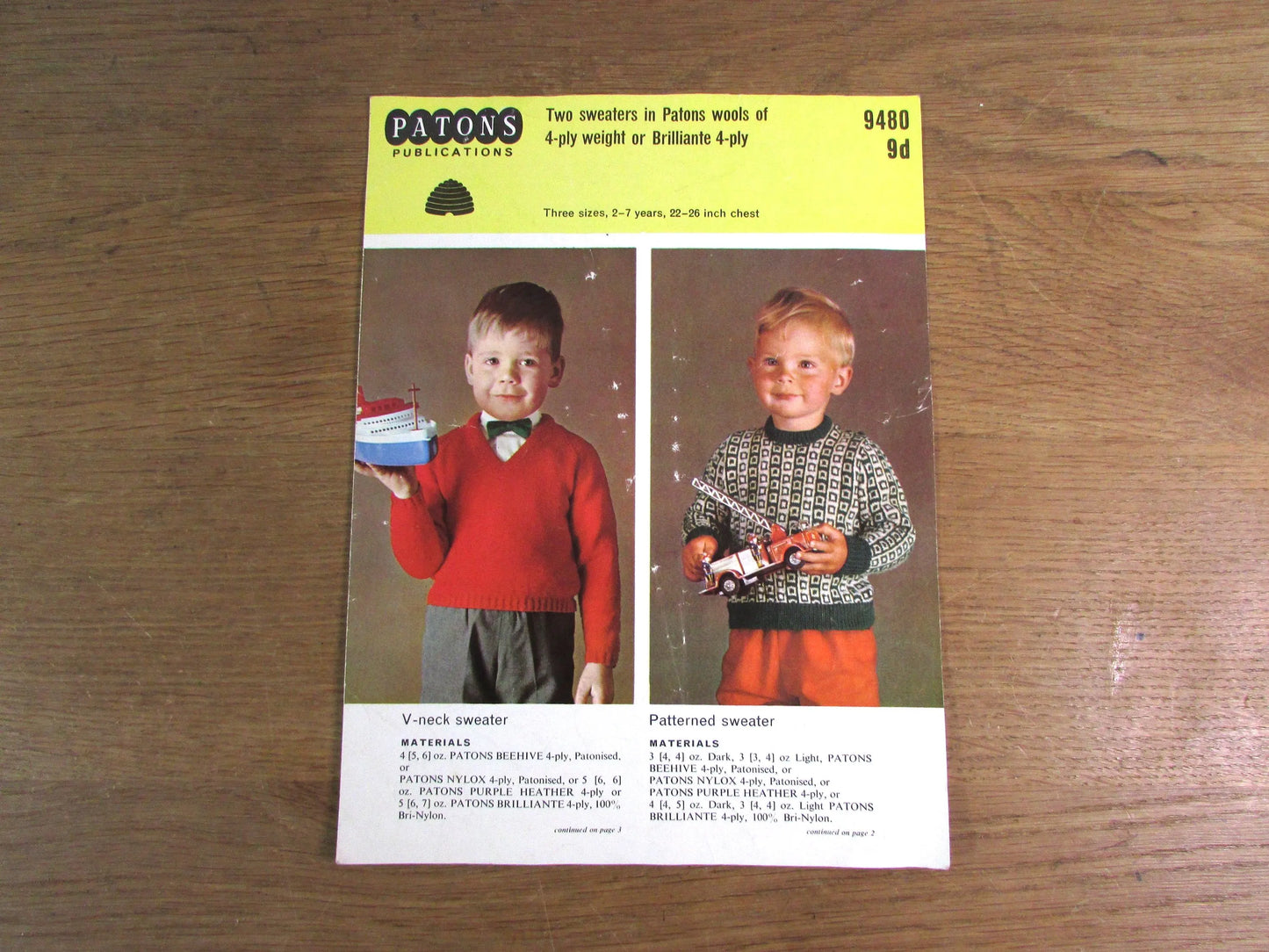 1960s Patons 9480 knitting pattern for v-neck & patterned child's sweater in 3 sizes