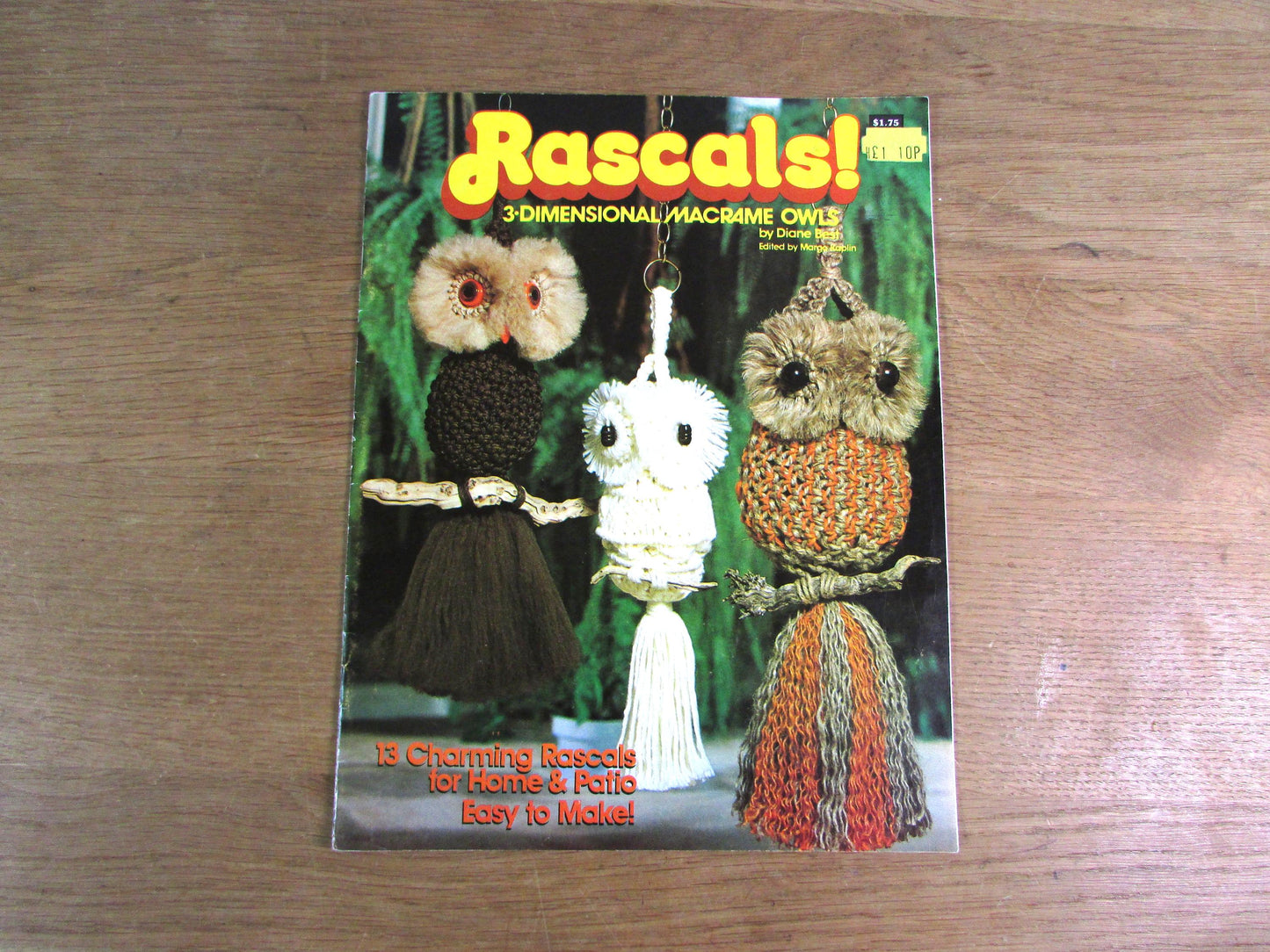 1978 Rascals 3-dimensional macrame owls pattern booklet