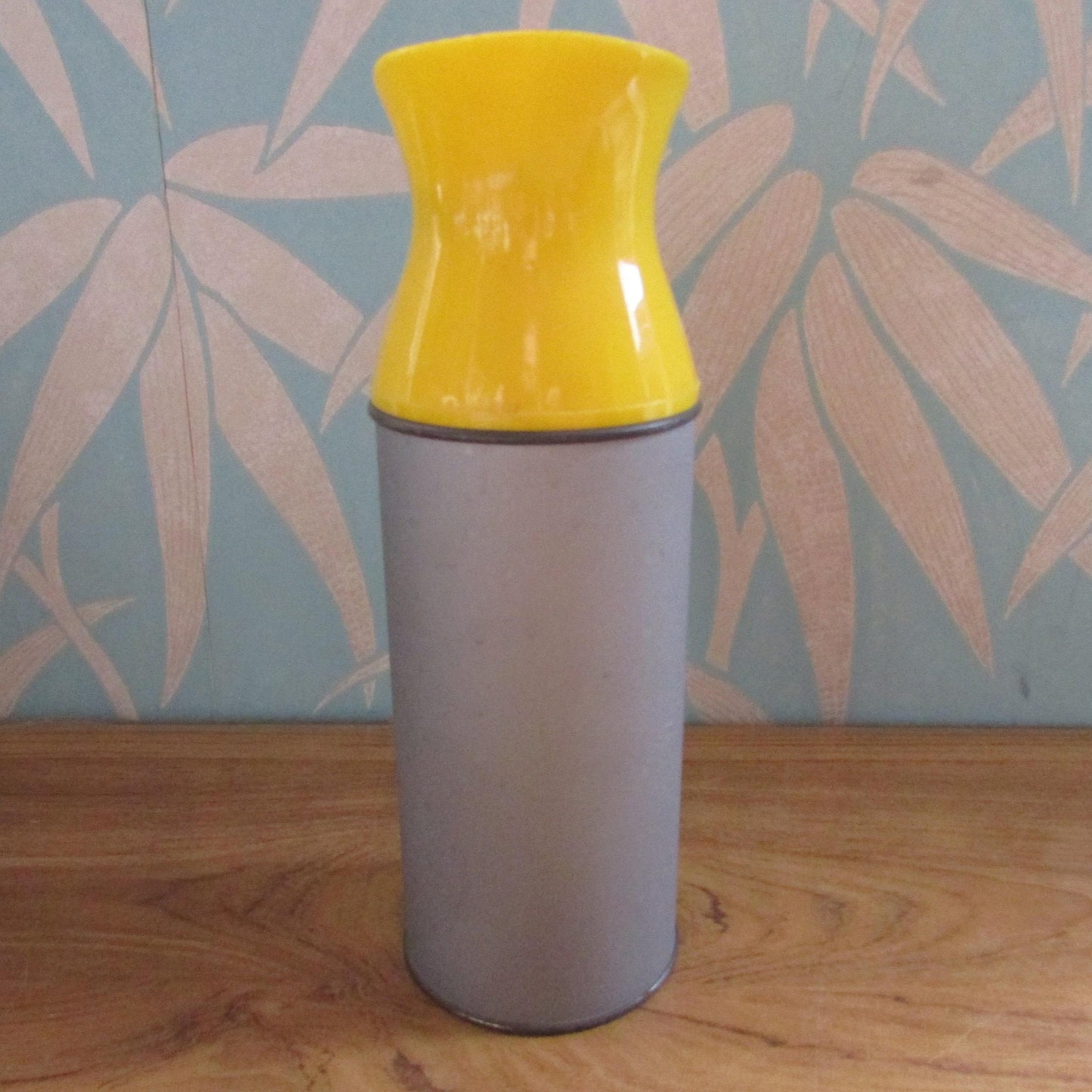 Vintage British Vacuum Flask Co Ltd yellow & grey jug flask with lemon squeezer stopper