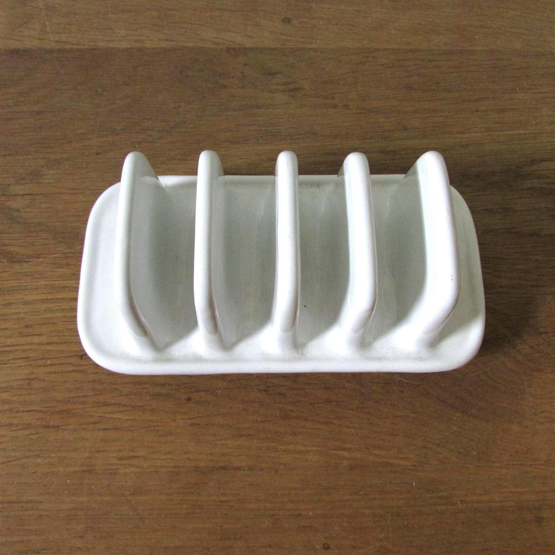 1980s Sadler ceramic toast rack depicting black cat & flowers