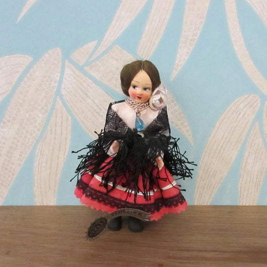 1970s Venezia, Italy souvenir/folk doll with Murano glass pendant