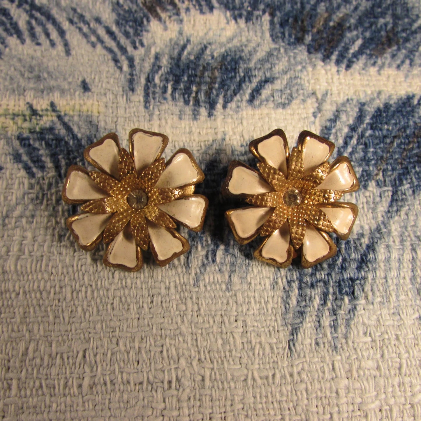 1950s cold-painted enamel, cream on textured gold-tone daisy clip-on earrings with diamanté centres
