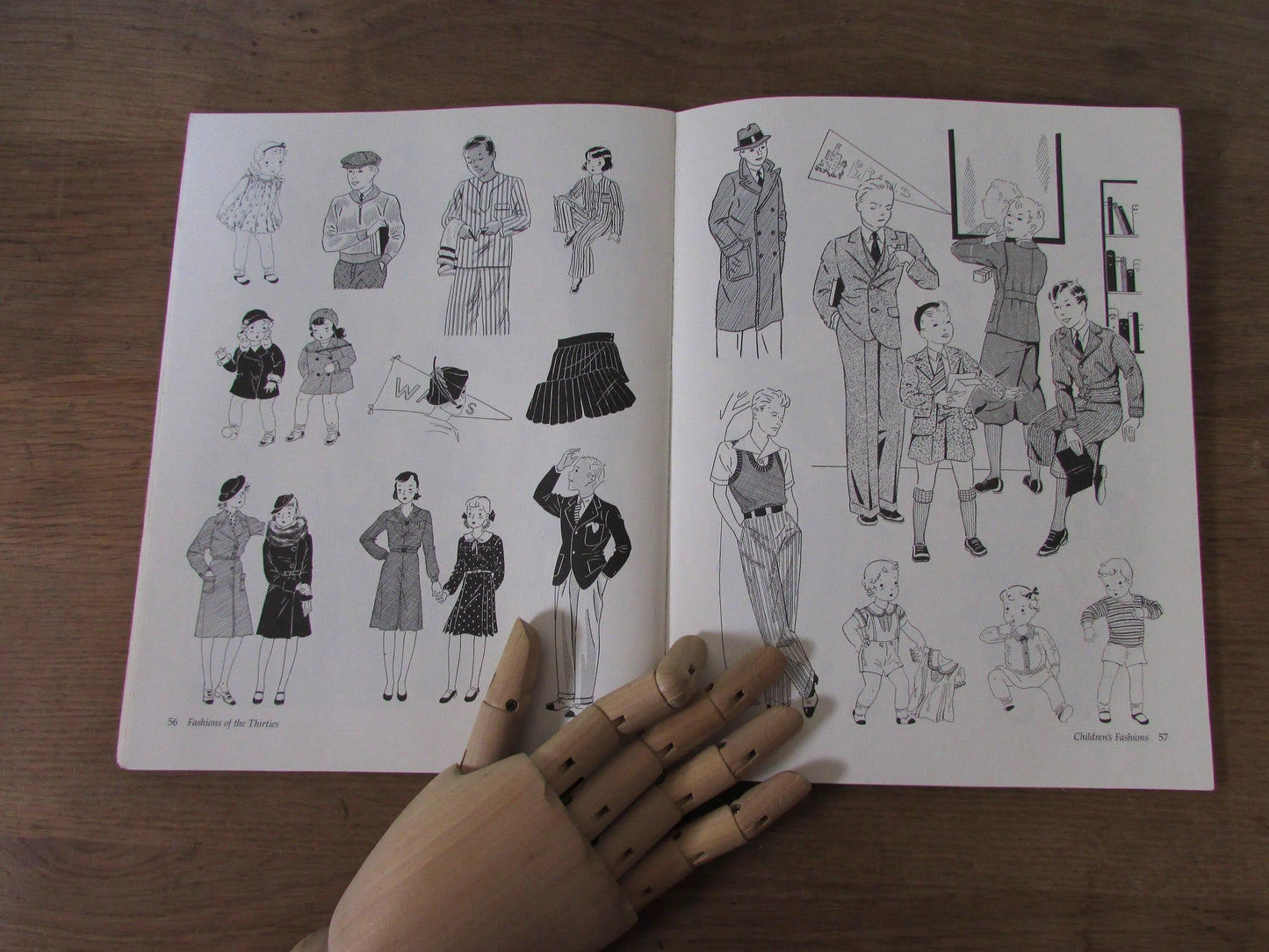 Fashion of the Thirties, by Carol Belanger Grafton (Softback, 1993)