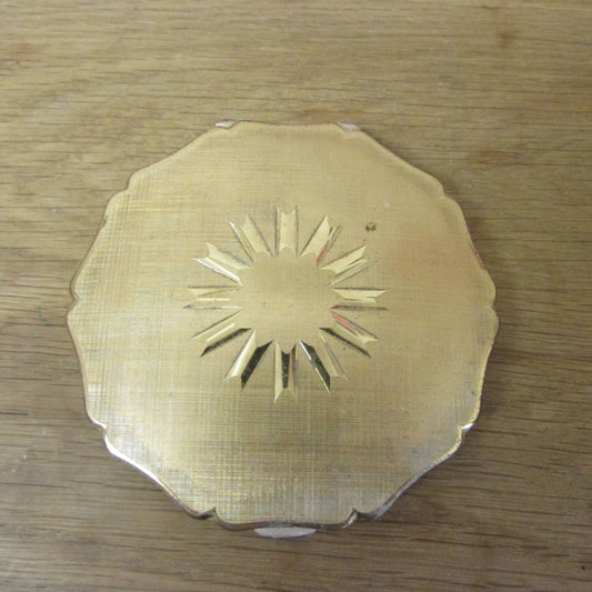1960s Stratton brushed gold-tone scalloped-edge powder compact, starburst inlay detail