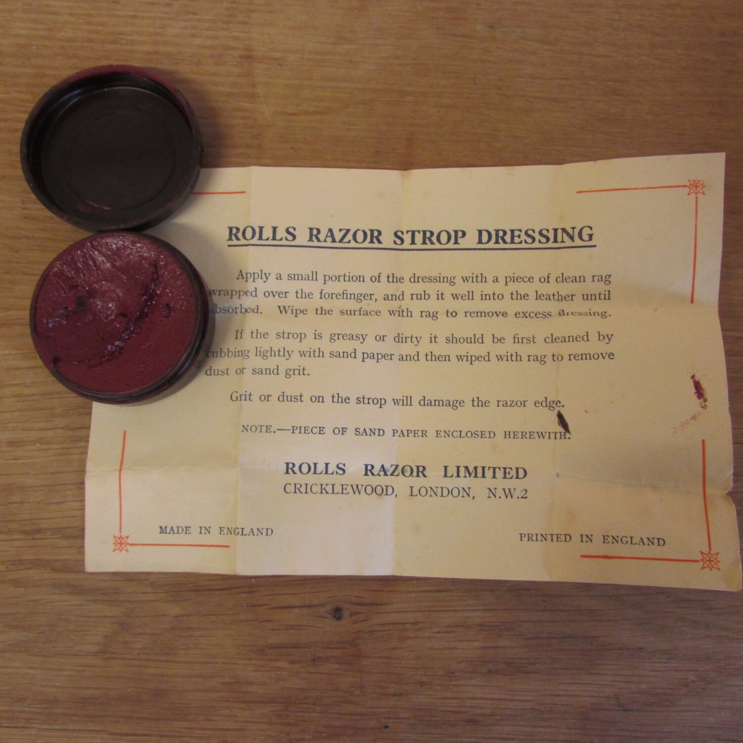 circa. 1920s/30s Rolls Razor razor & case, plus razor strop dressing