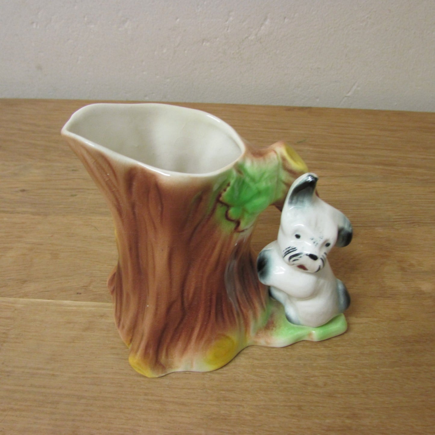 circa. 1960s Eastgate pottery tree jug with Scottie dog feature
