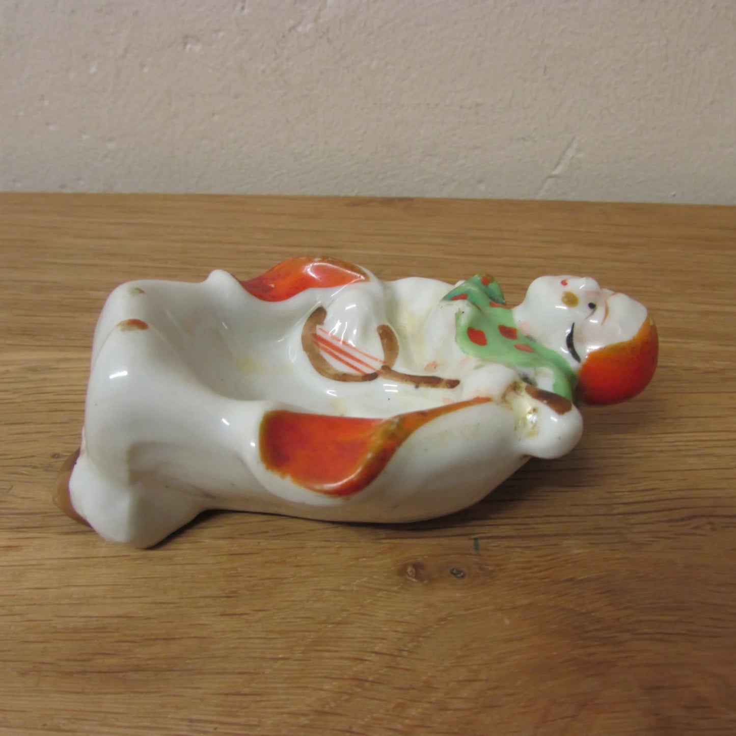 Rare vintage lustreware Pierrot pin/ashtray