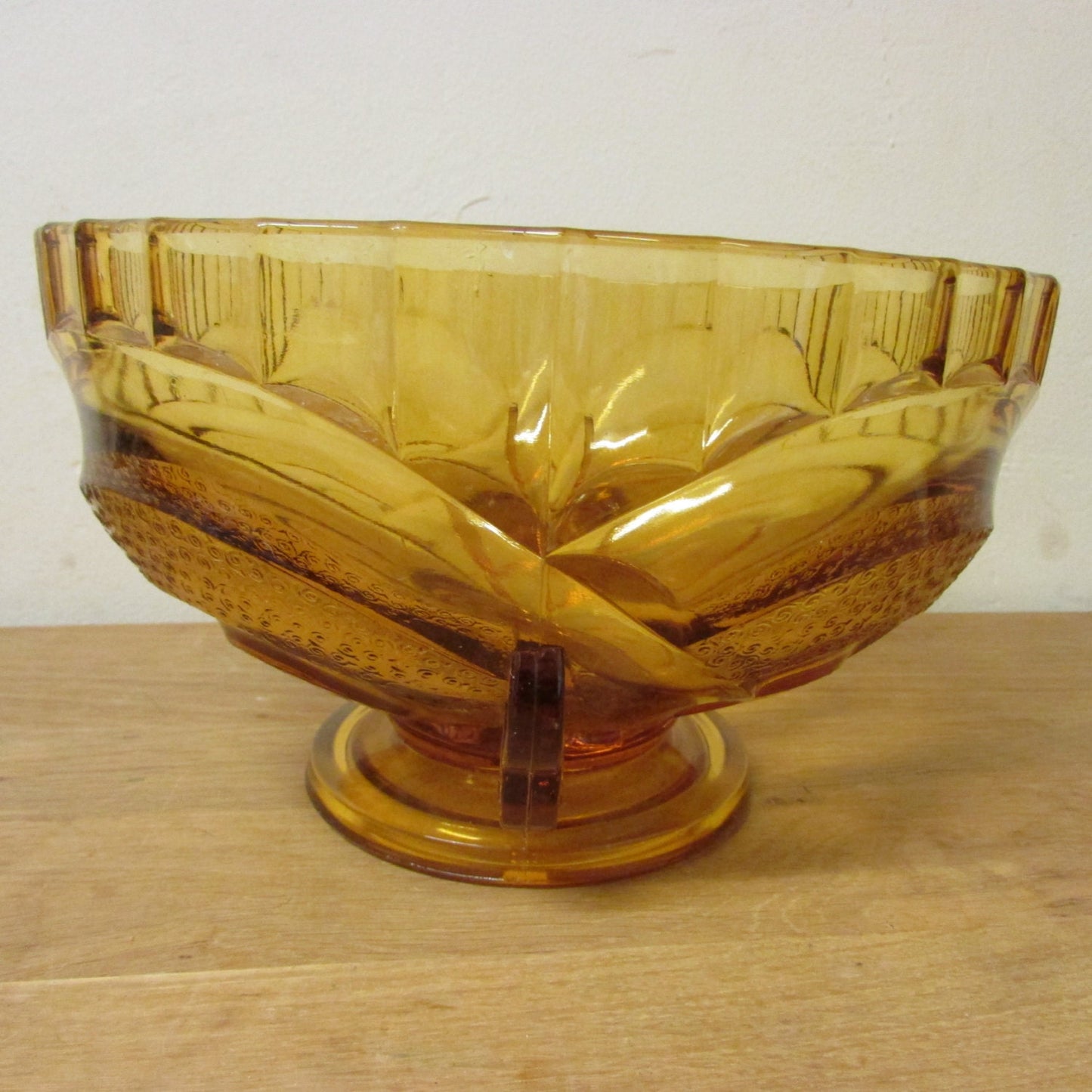 Vintage Art Deco amber pressed glass centrepiece bowl