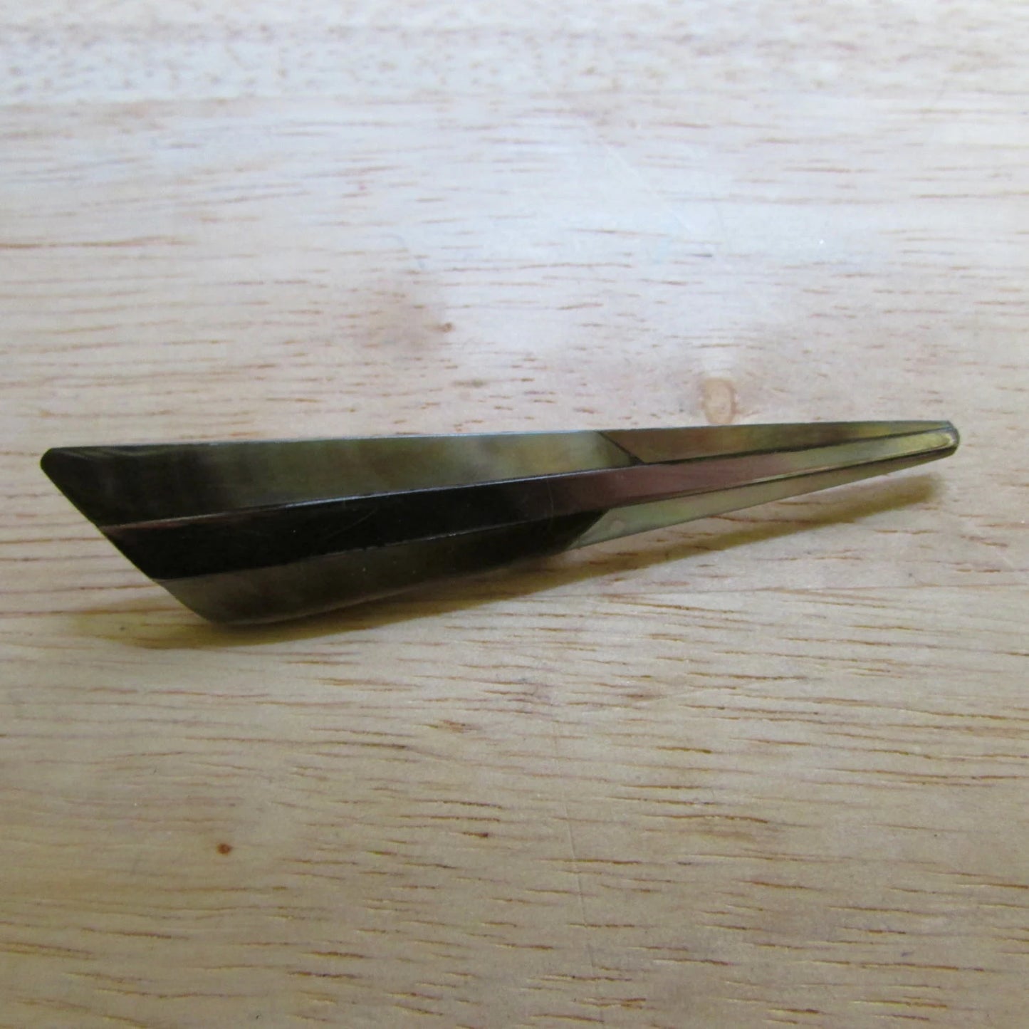 Vintage Mother of Pearl triangular bar brooch with silver tone inlay