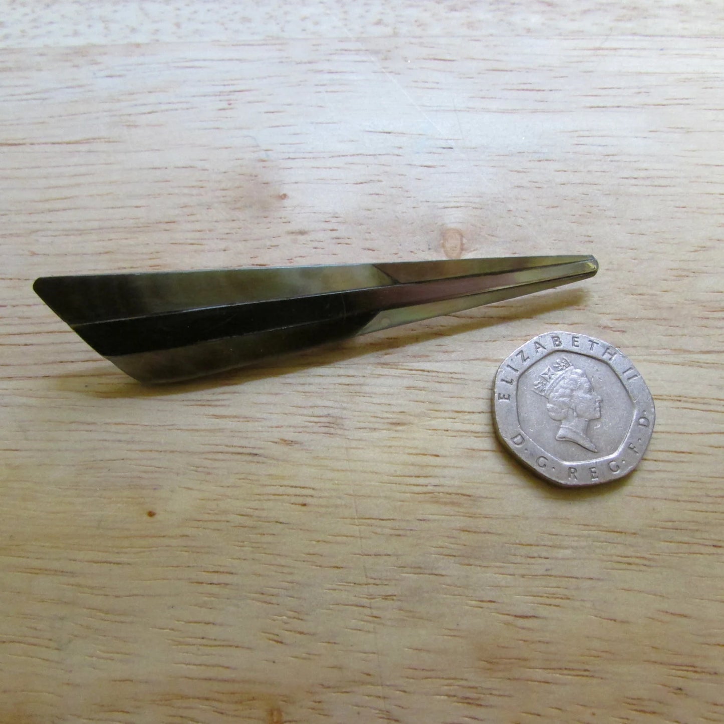 Vintage Mother of Pearl triangular bar brooch with silver tone inlay