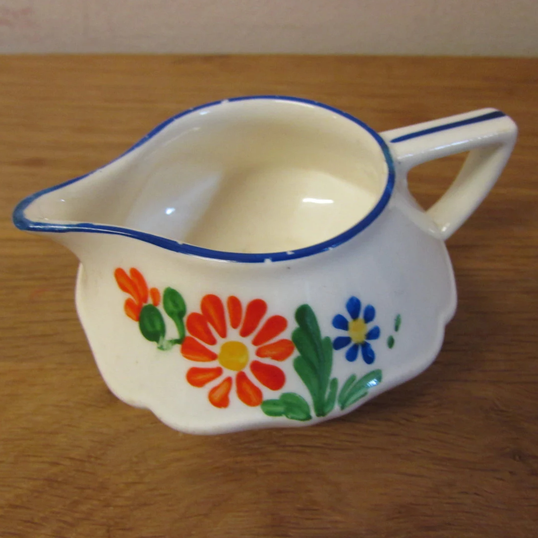 Art Deco Crown Ducal Ware hand-painted daisy pattern breakfast set