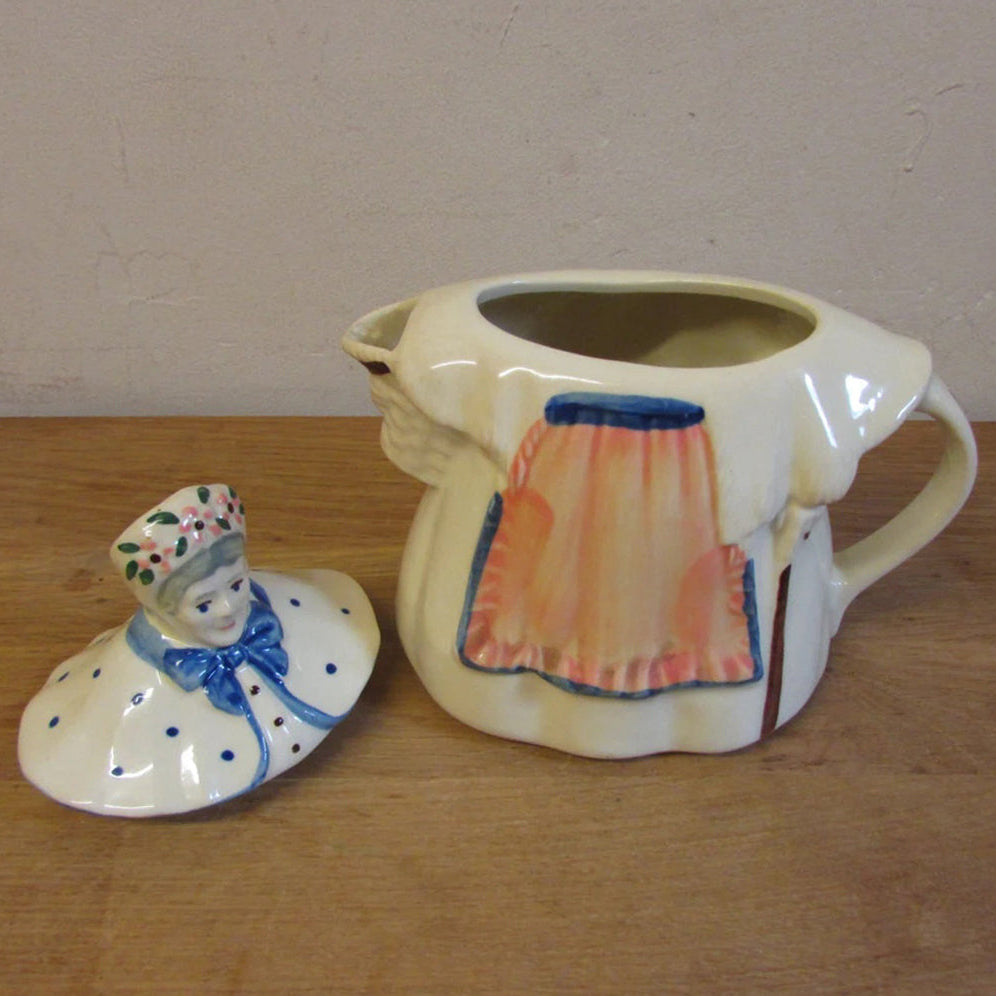 1940s Shawnee Pottery Granny Ann collectable ceramic teapot