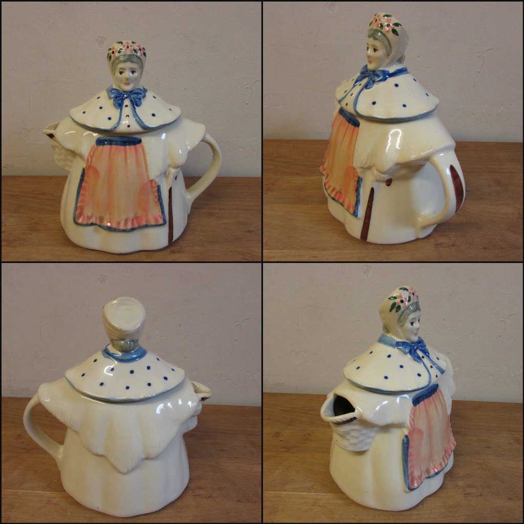 1940s Shawnee Pottery Granny Ann collectable ceramic teapot, made in USA