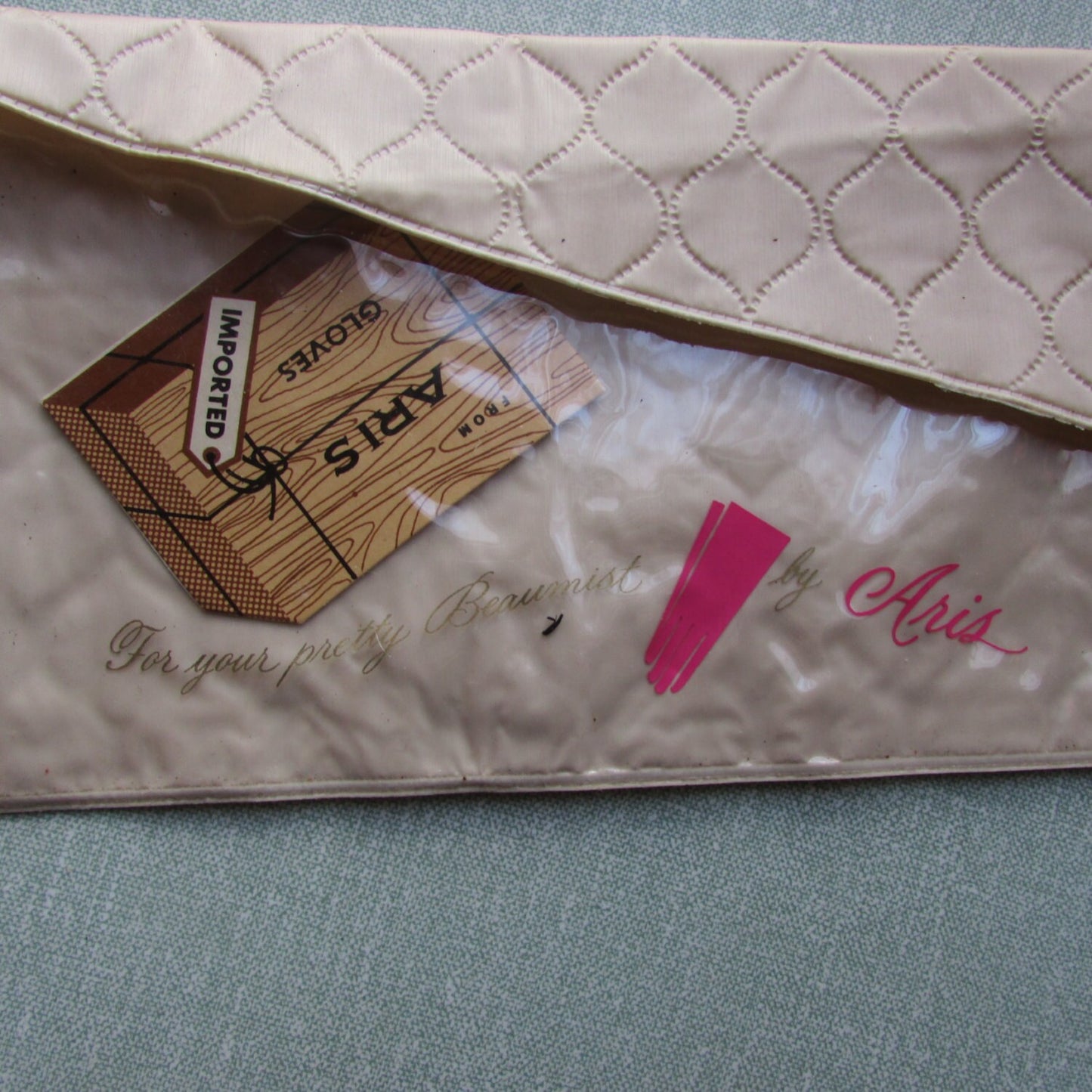 1950s Aris "For your pretty Beaumist gloves" plastic glove pouch packaging only