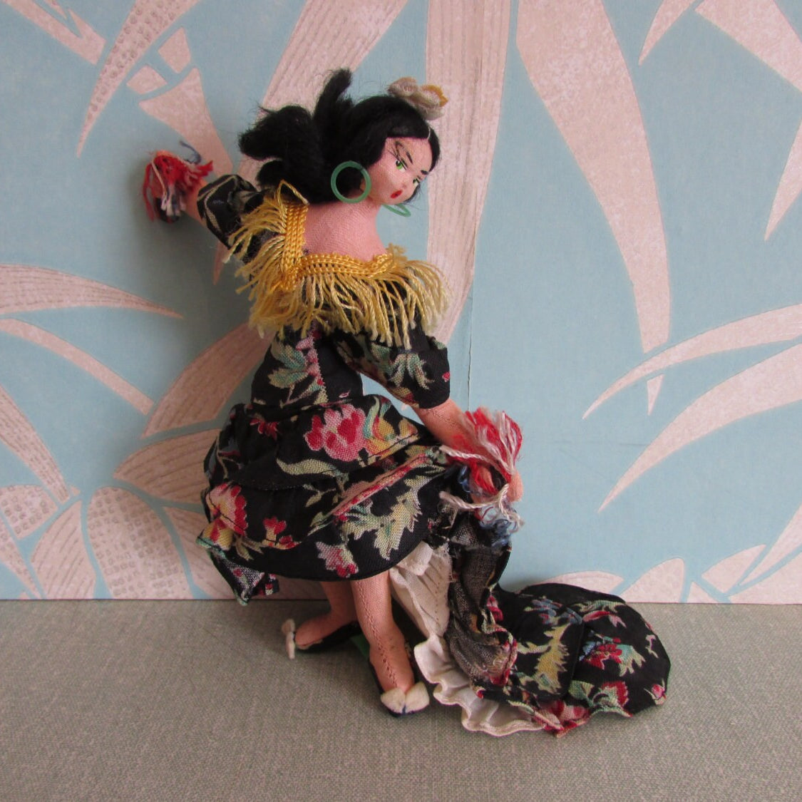 Rare & very collectable vintage Layna Flamenco dancer art doll, made in Barcelona