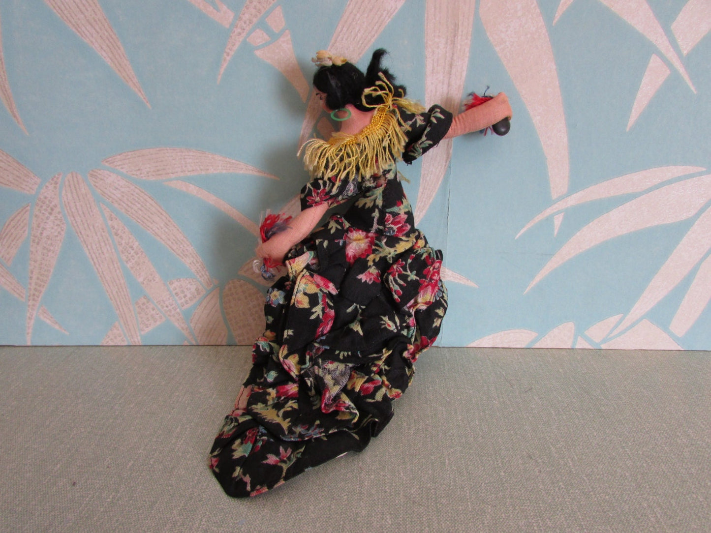 Rare & very collectable vintage Layna Flamenco dancer art doll, made in Barcelona