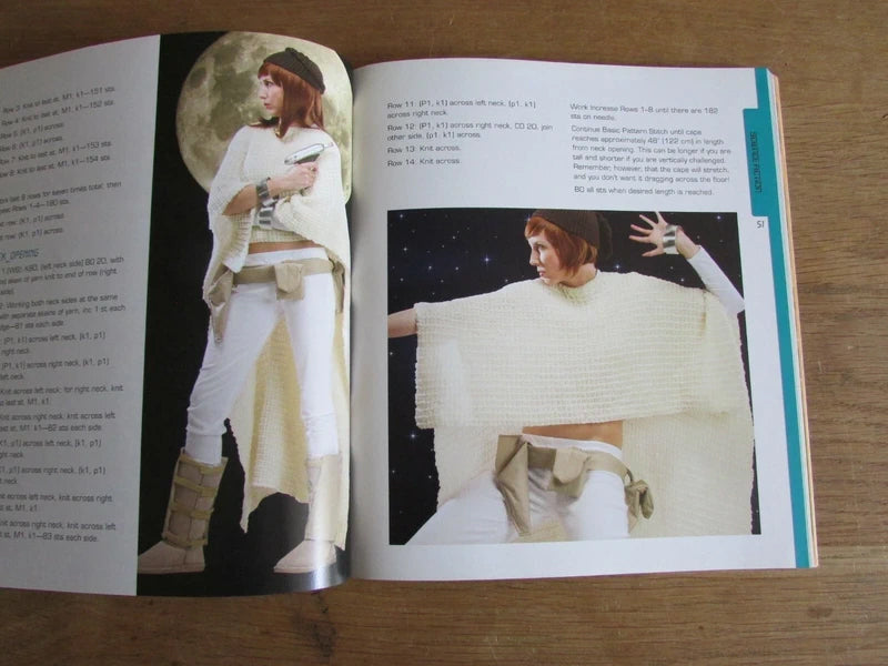 Knits for Nerds: 30 projects for science fiction, comics, fantasy, by Toni Carr (Softback, 2012)