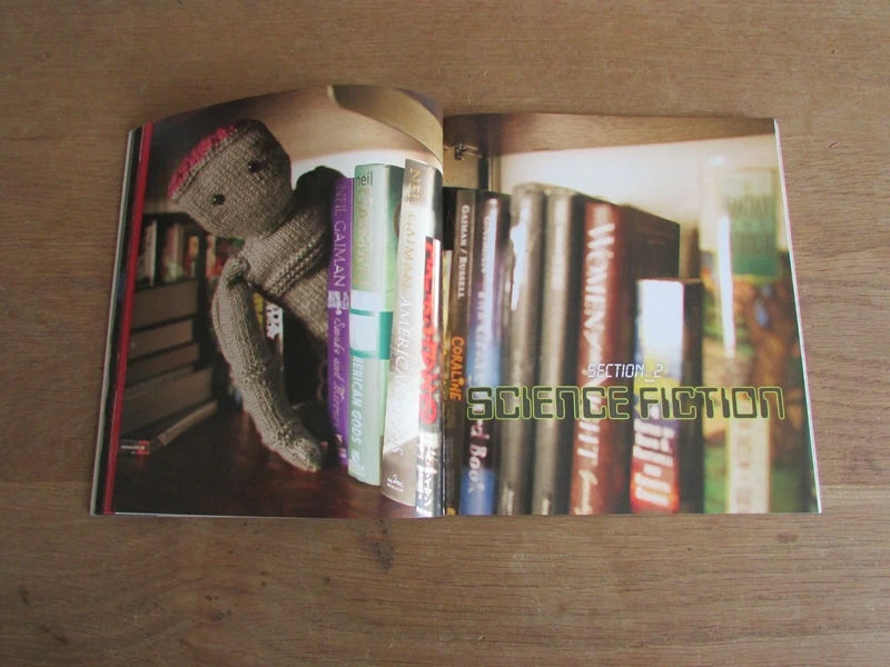 Knits for Nerds: 30 projects for science fiction, comics, fantasy, by Toni Carr (Softback, 2012)