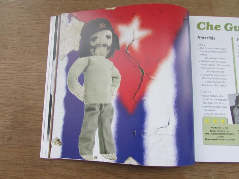 Knitted Icons: 25 Celebrity Doll Patterns, by Carol Meldrum (Softback, 2007)
