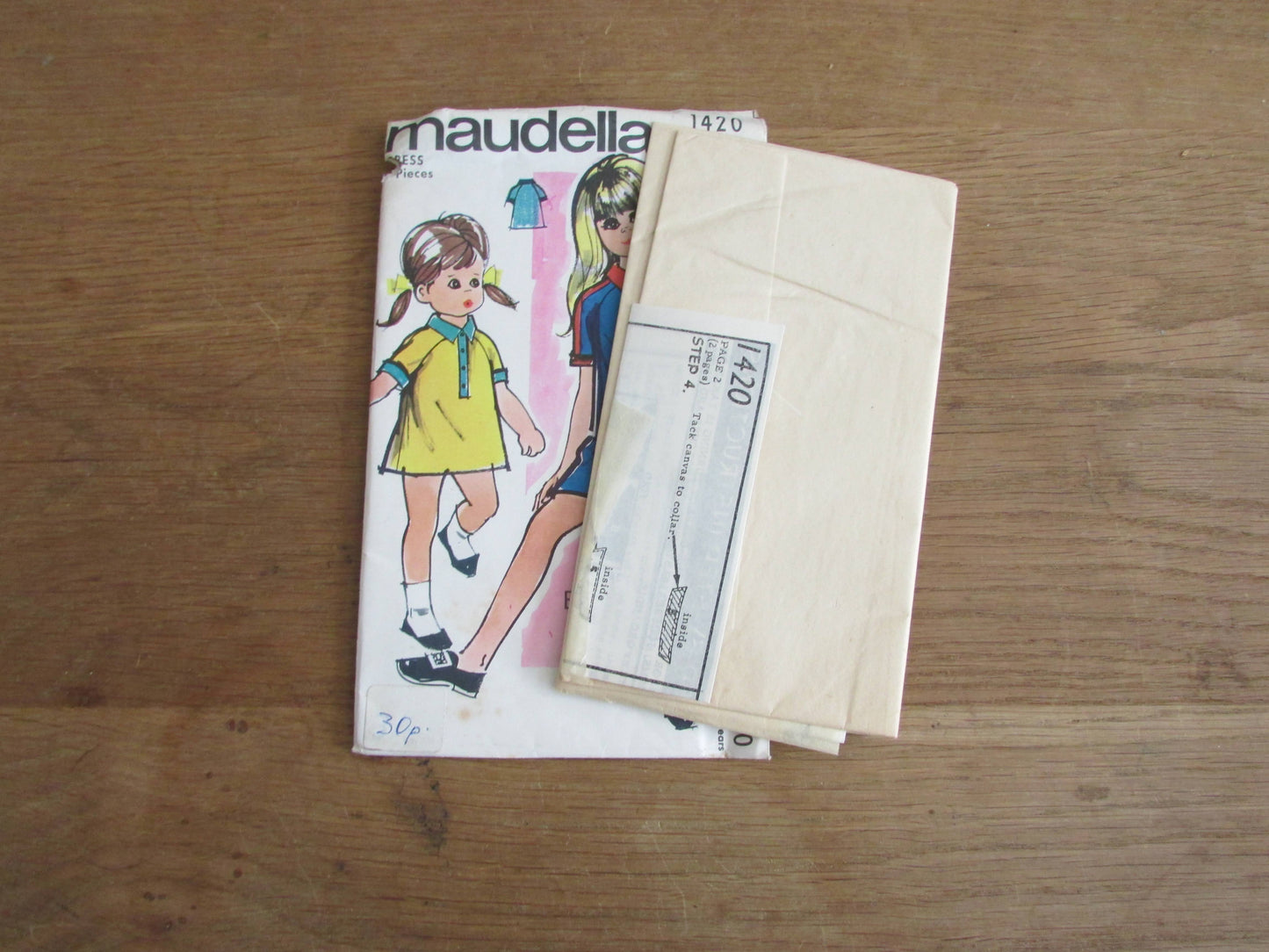 Uncut 1960s Maudella 1420 sewing pattern for girl's dress, age 11 & 12 years (complete)