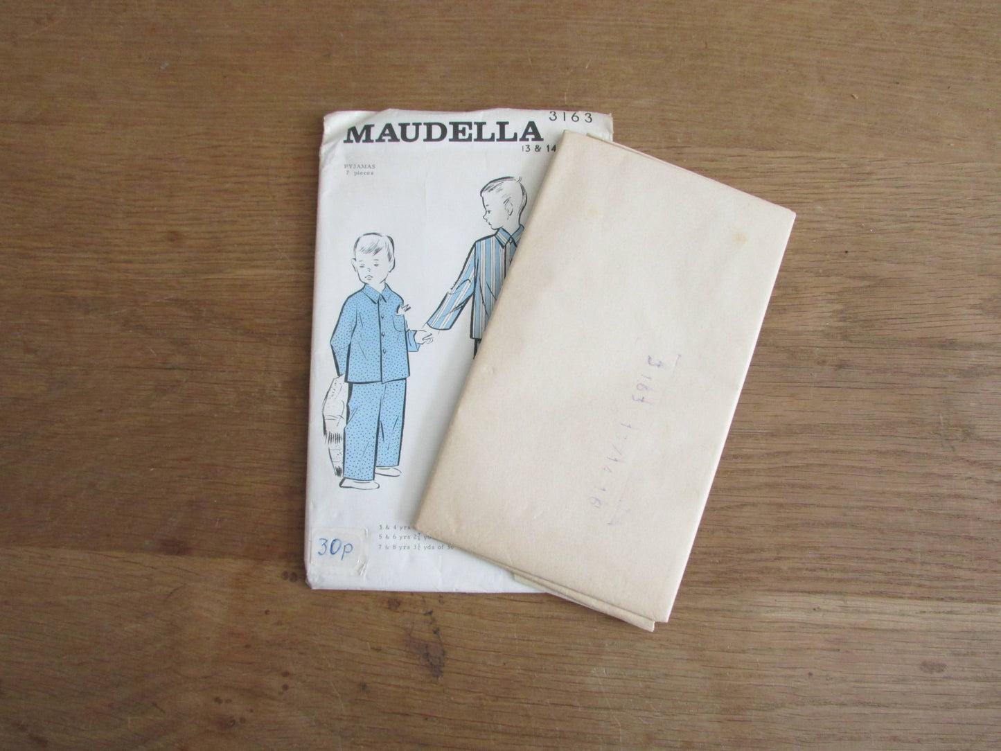 Uncut 1940s/50s Maudella 3163 sewing pattern for boy's pyjamas, size 13 & 14 years (complete)