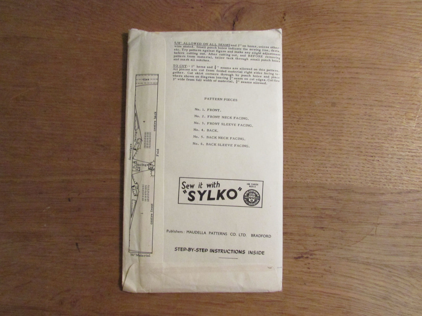 Uncut 1940s/50s Maudella 5029 sewing pattern for dress, size 12-14 approx (complete) bust 38" / hip 42"